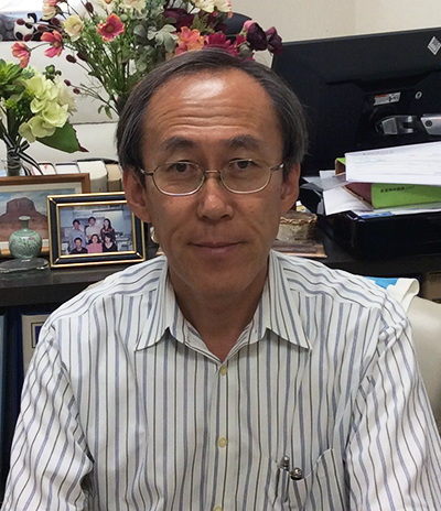輿石　一郎
